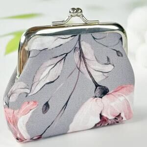Floral kiss clasp coin purse